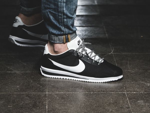 air max cortez ultra moire